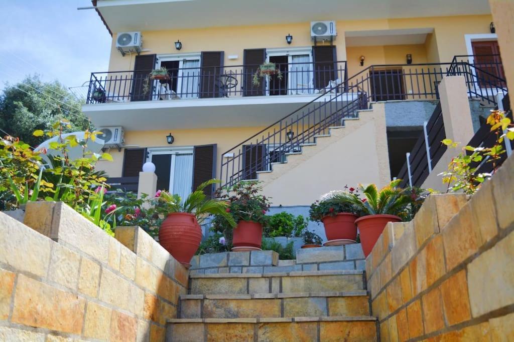 Anna's First Floor Perama (Corfu)